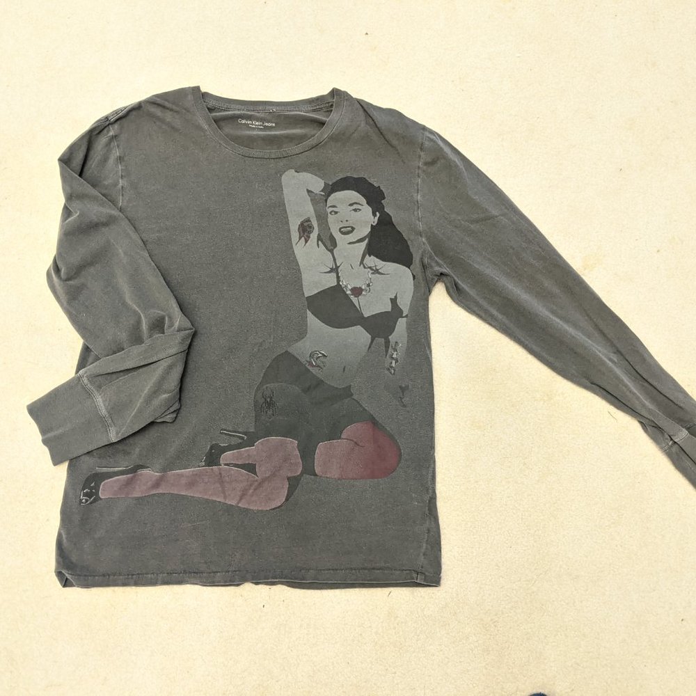 Grey Men's Calvin Klein Tattoo Lady Achtung Shirt